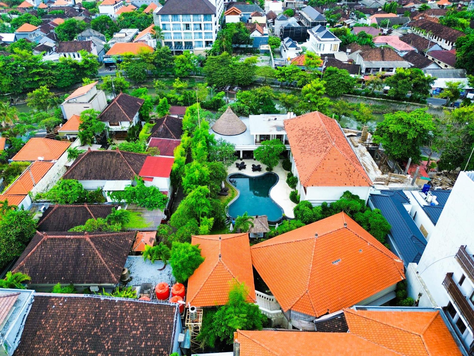 Villa Diana Bali 16 Bedrooms Семиньяк Экстерьер фото