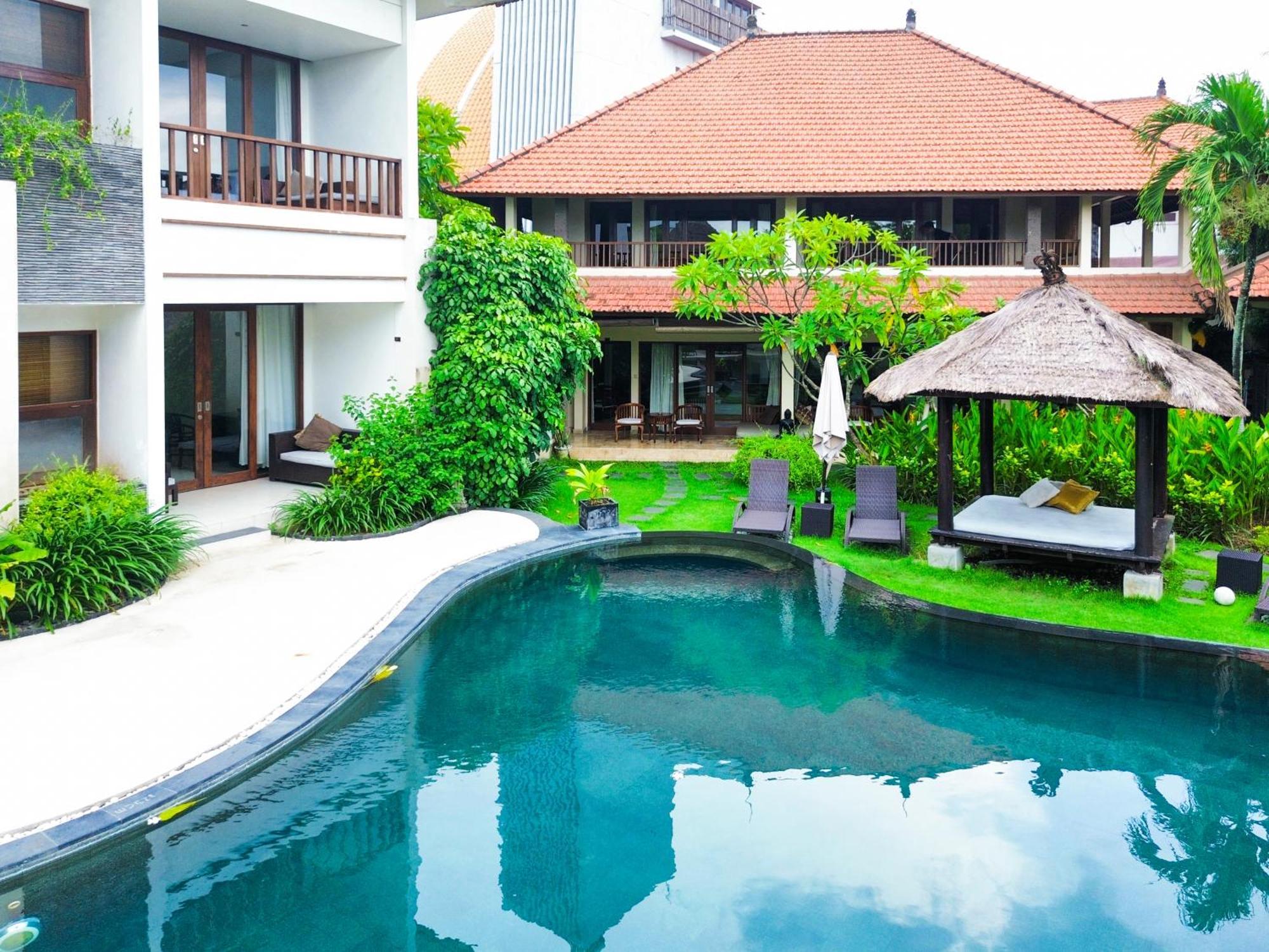 Villa Diana Bali 16 Bedrooms Семиньяк Экстерьер фото