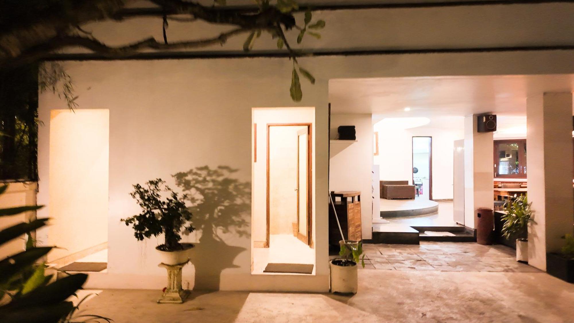 Villa Diana Bali 16 Bedrooms Семиньяк Экстерьер фото