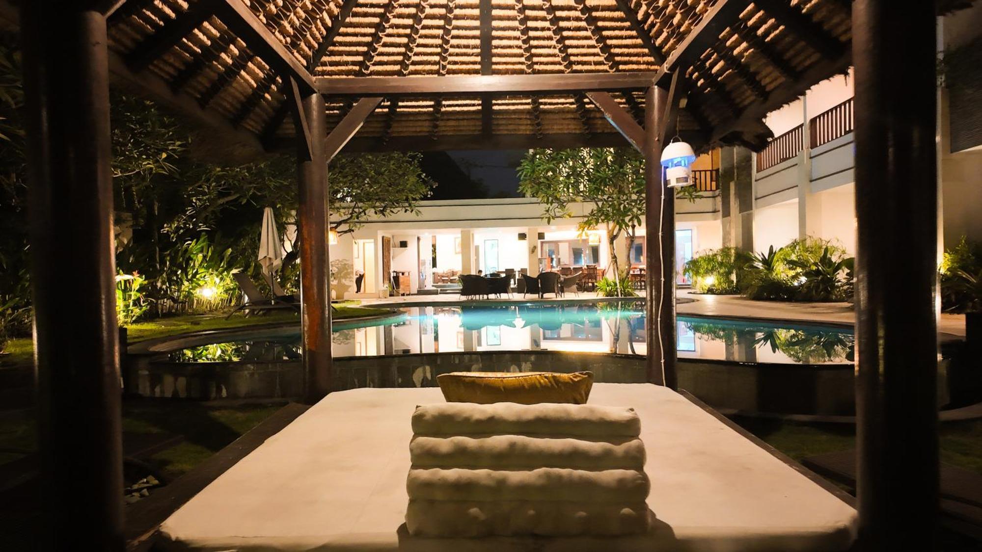 Villa Diana Bali 16 Bedrooms Семиньяк Экстерьер фото