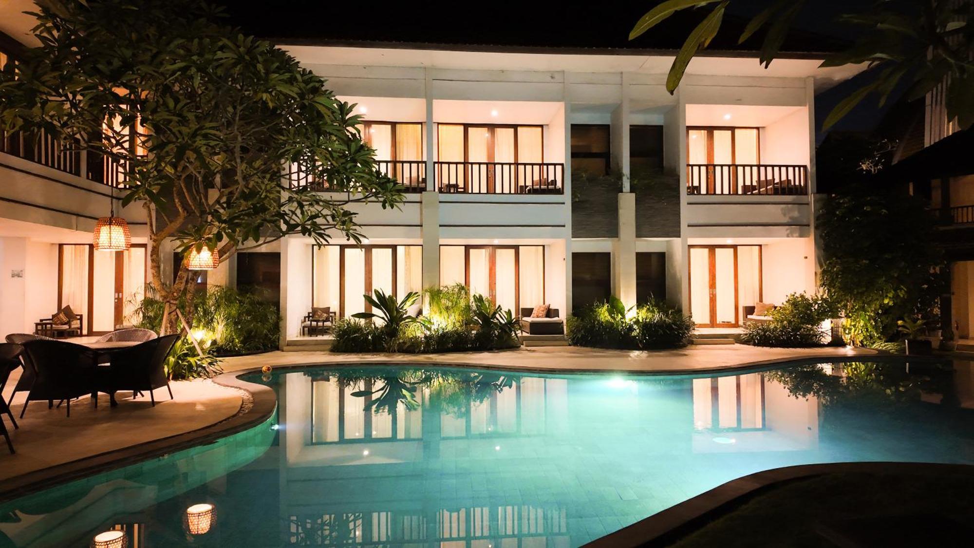 Villa Diana Bali 16 Bedrooms Семиньяк Экстерьер фото