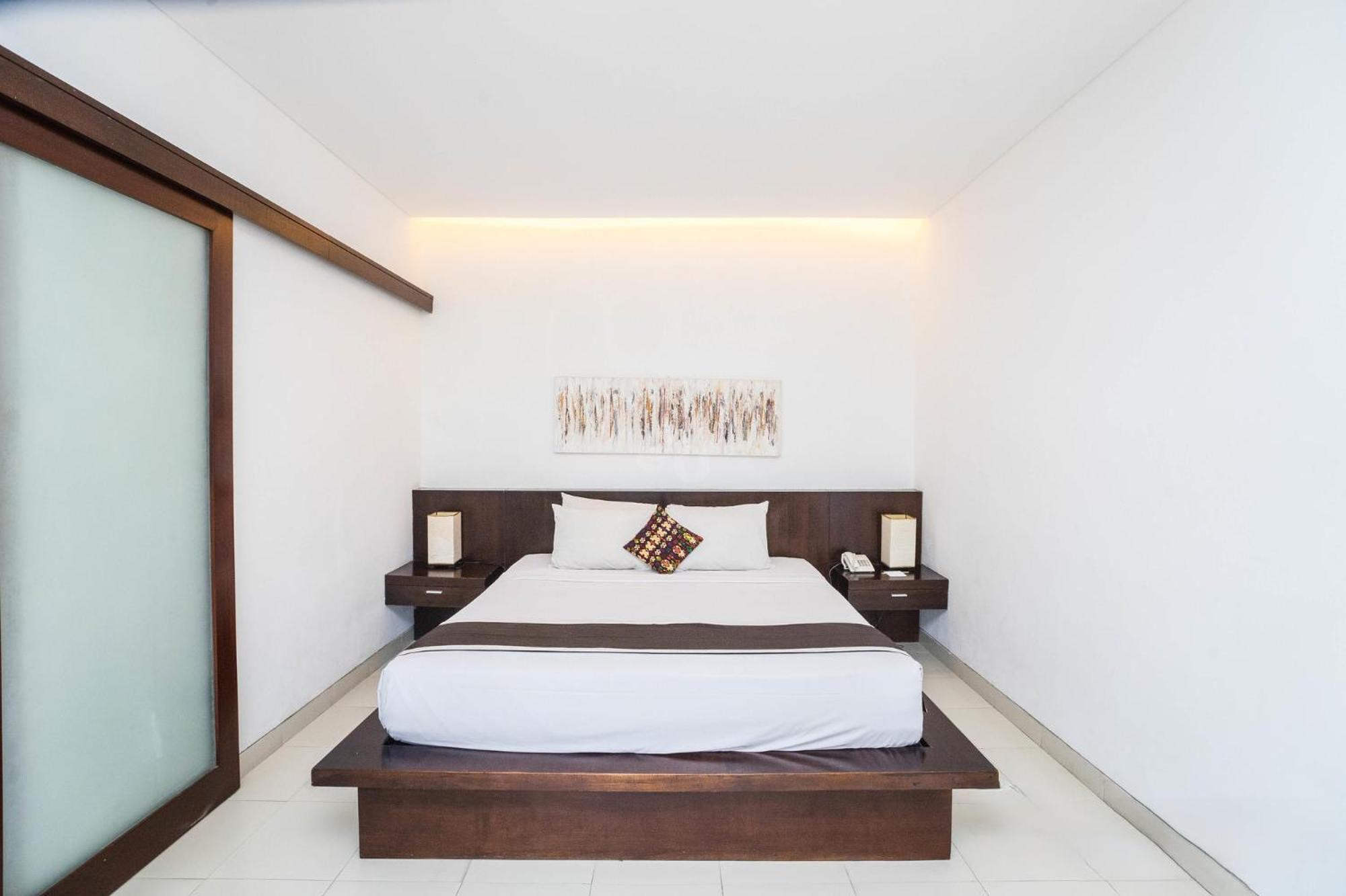 Villa Diana Bali 16 Bedrooms Семиньяк Экстерьер фото