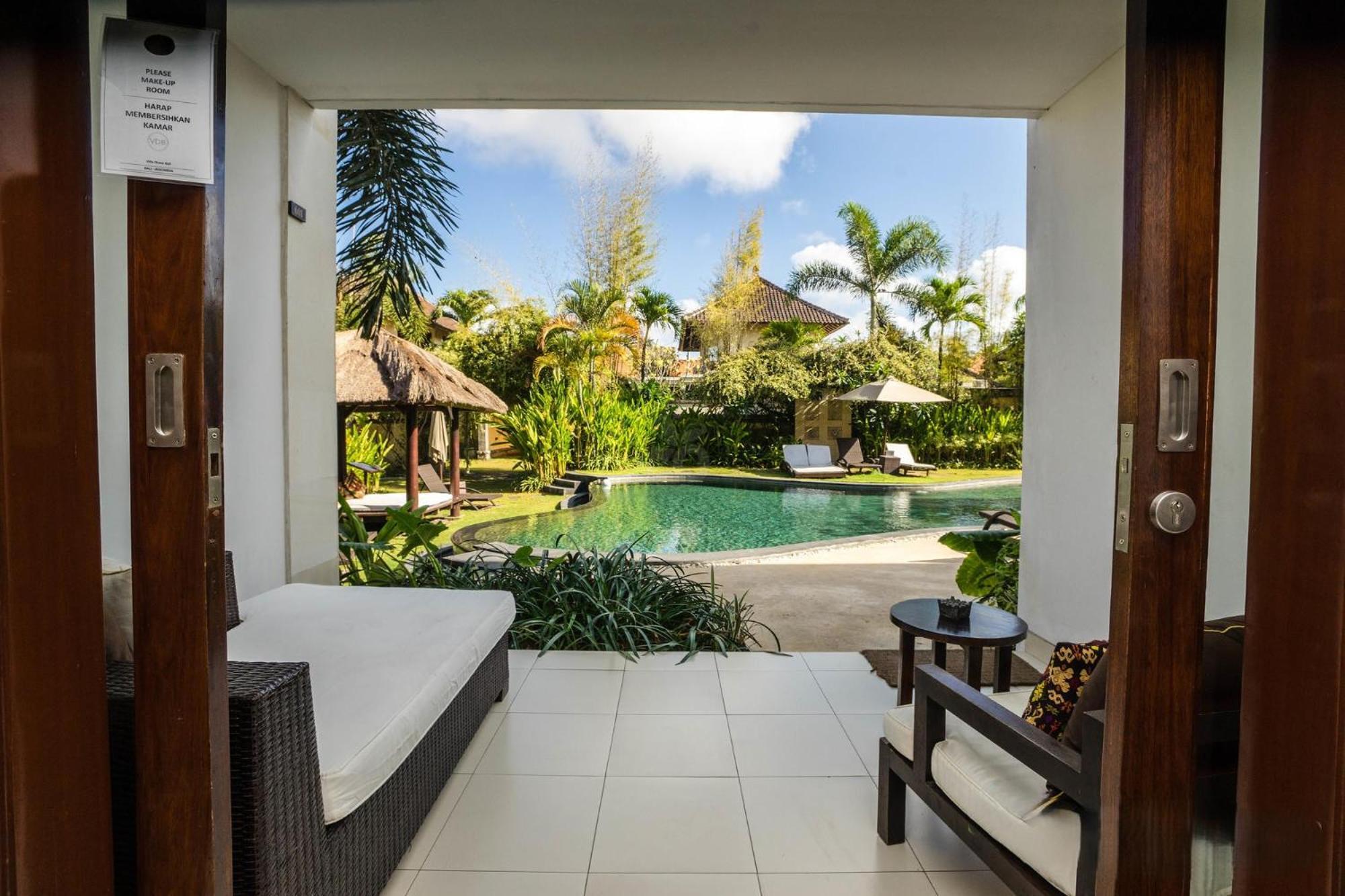 Villa Diana Bali 16 Bedrooms Семиньяк Экстерьер фото