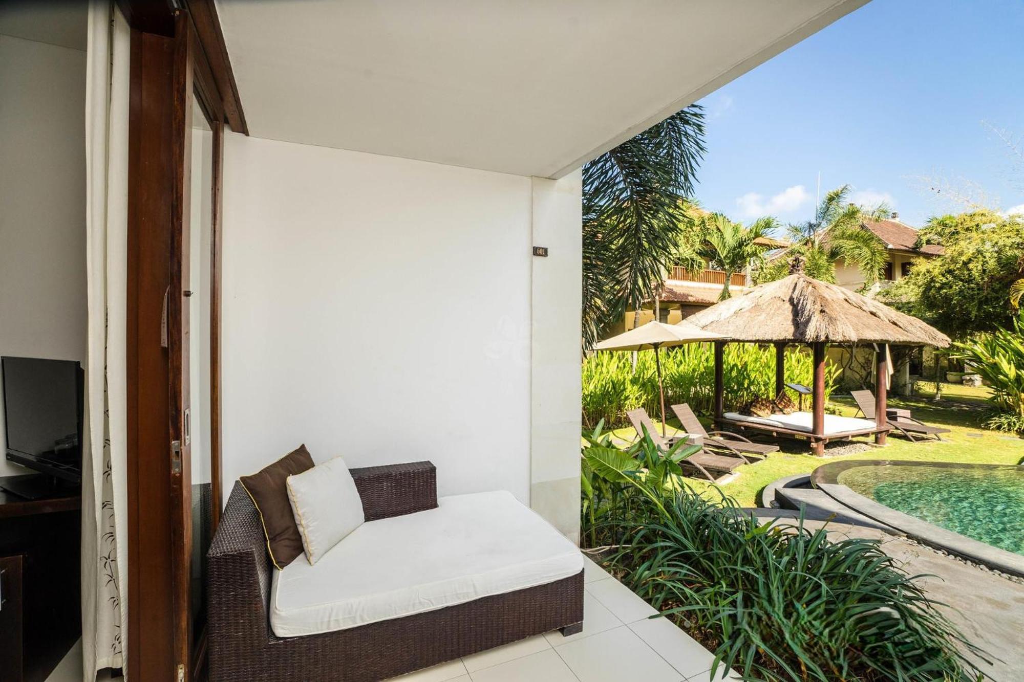 Villa Diana Bali 16 Bedrooms Семиньяк Экстерьер фото