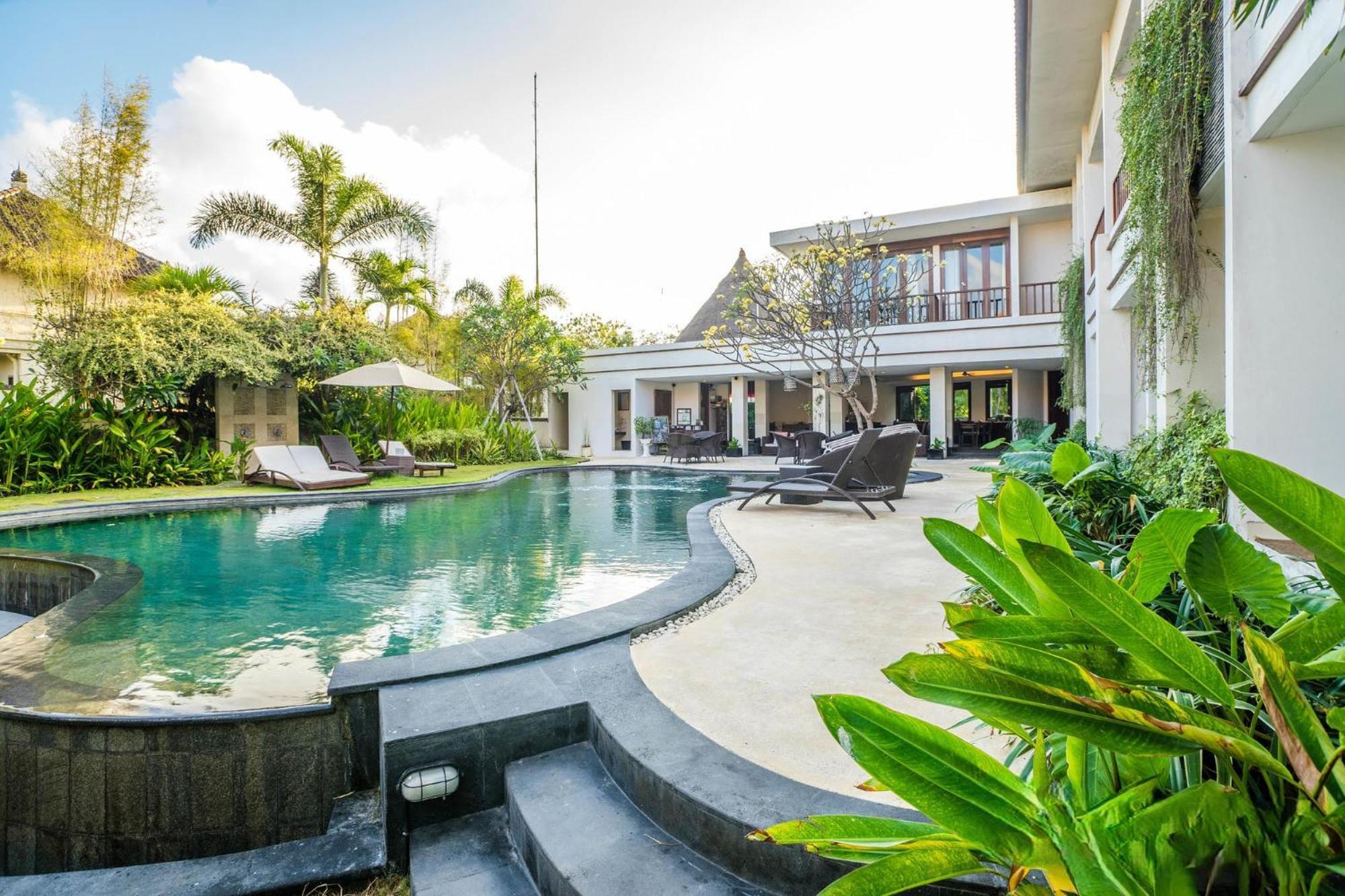 Villa Diana Bali 16 Bedrooms Семиньяк Экстерьер фото