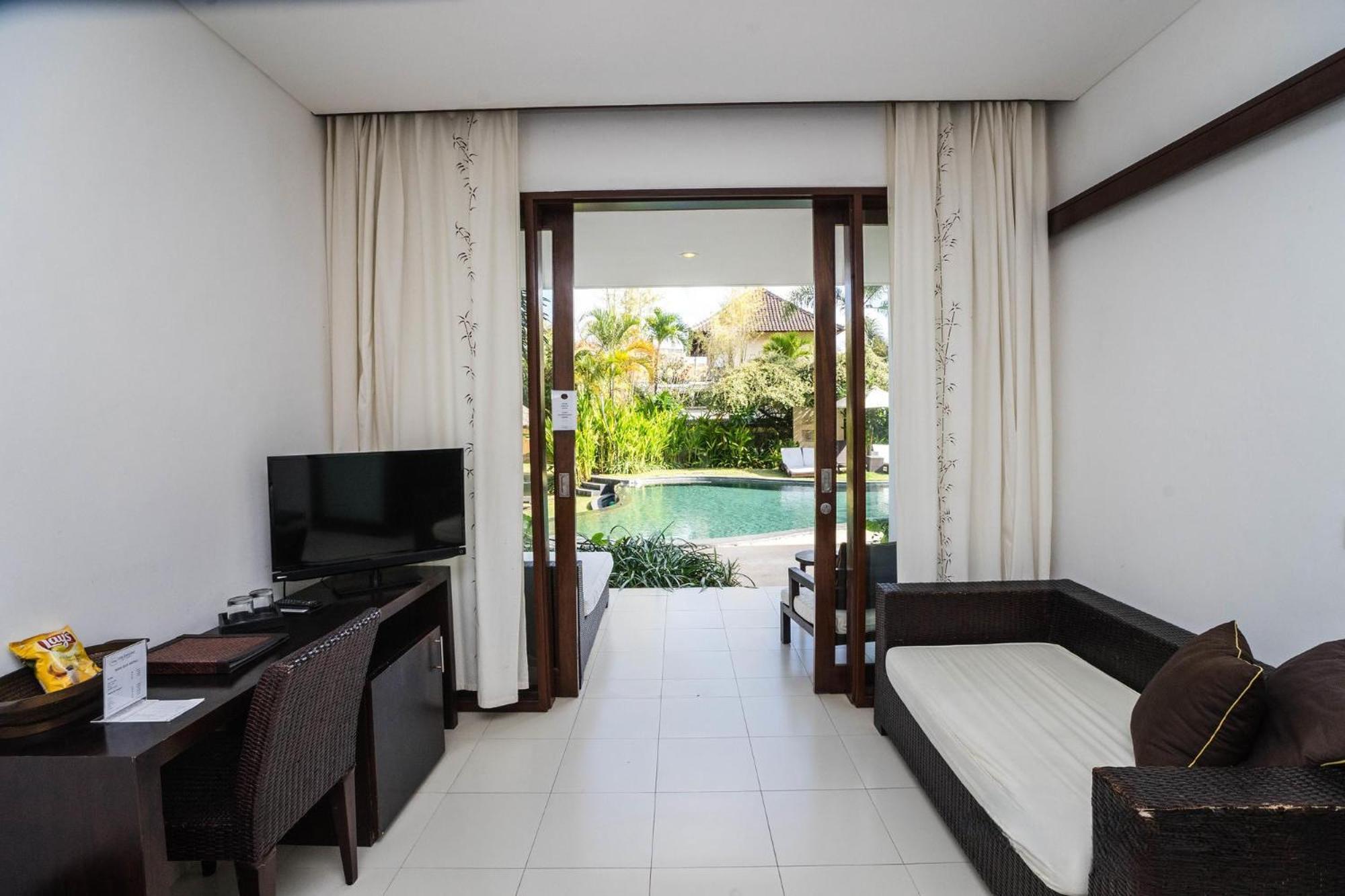 Villa Diana Bali 16 Bedrooms Семиньяк Экстерьер фото