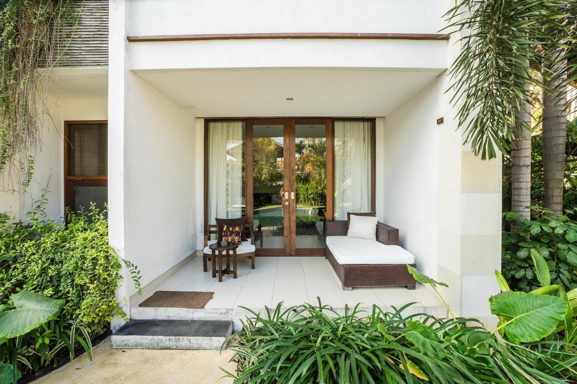 Villa Diana Bali 16 Bedrooms Семиньяк Экстерьер фото